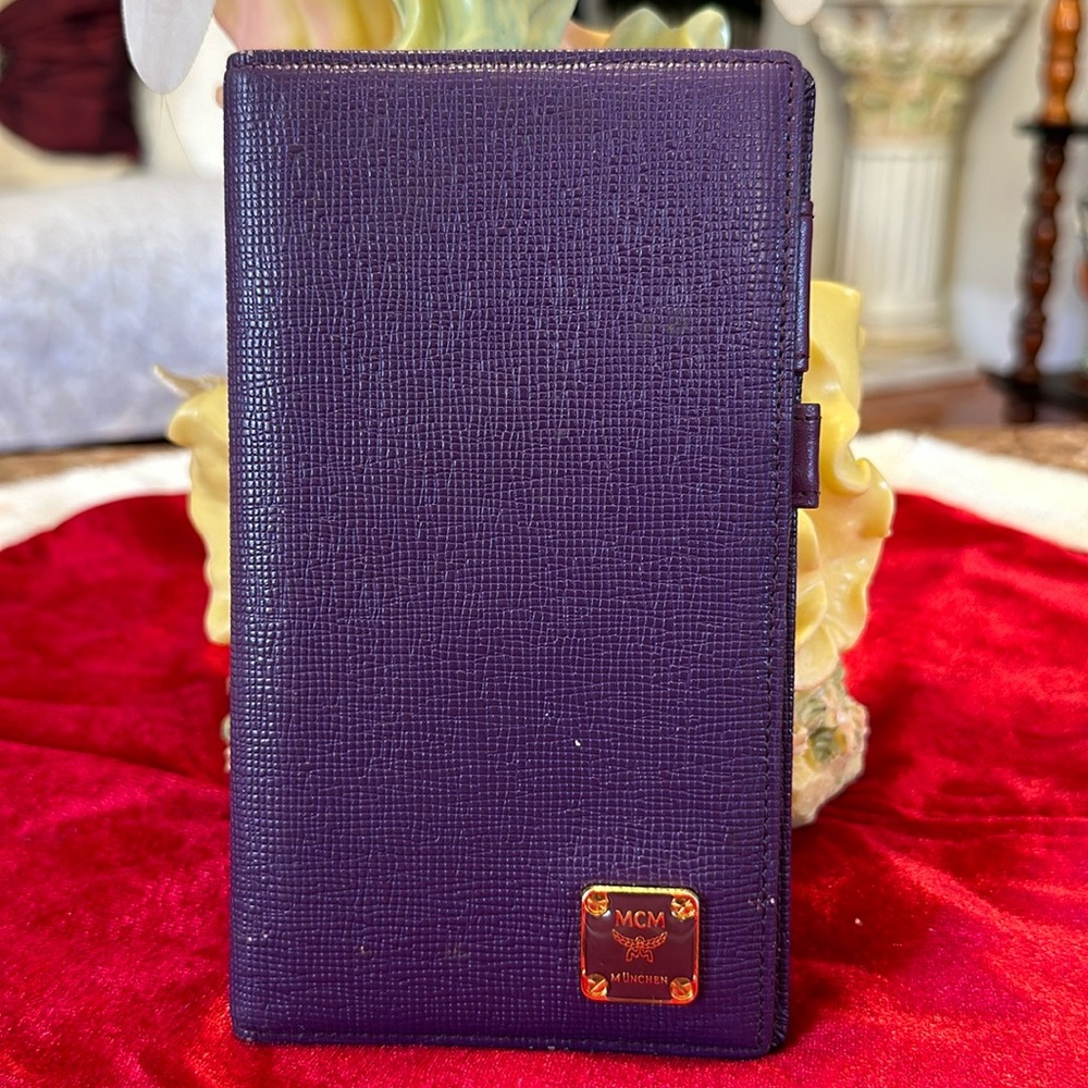 MCM PURPLE CHECK BOOK HOLDER
